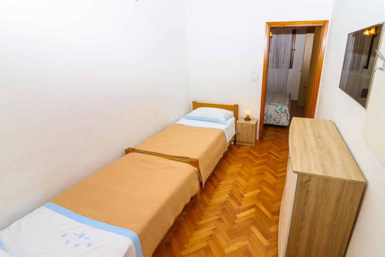 Apartment Marulic In Old Town Baška Esterno foto